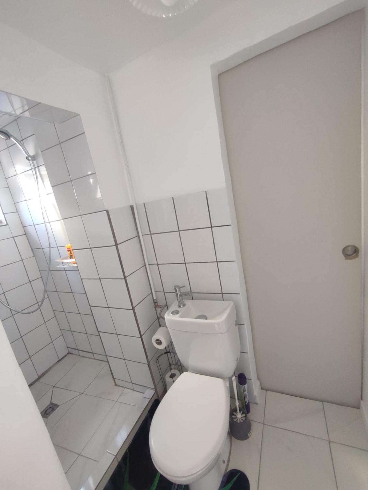 Petit F2 Meuble Independant Apartment Limay Exterior photo