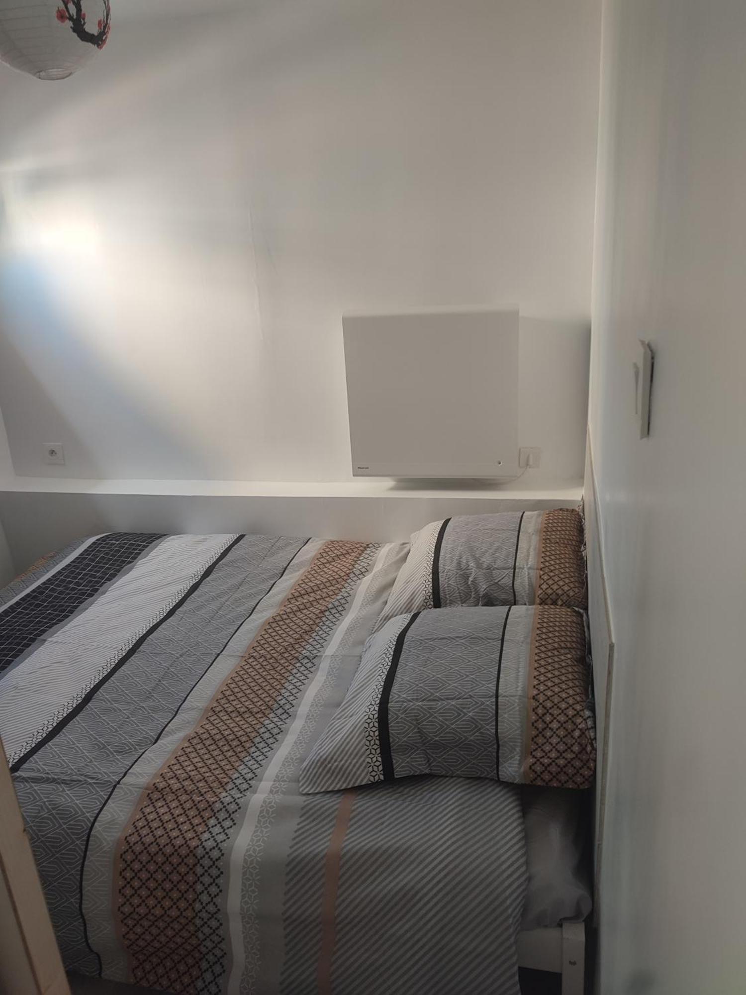Petit F2 Meuble Independant Apartment Limay Exterior photo