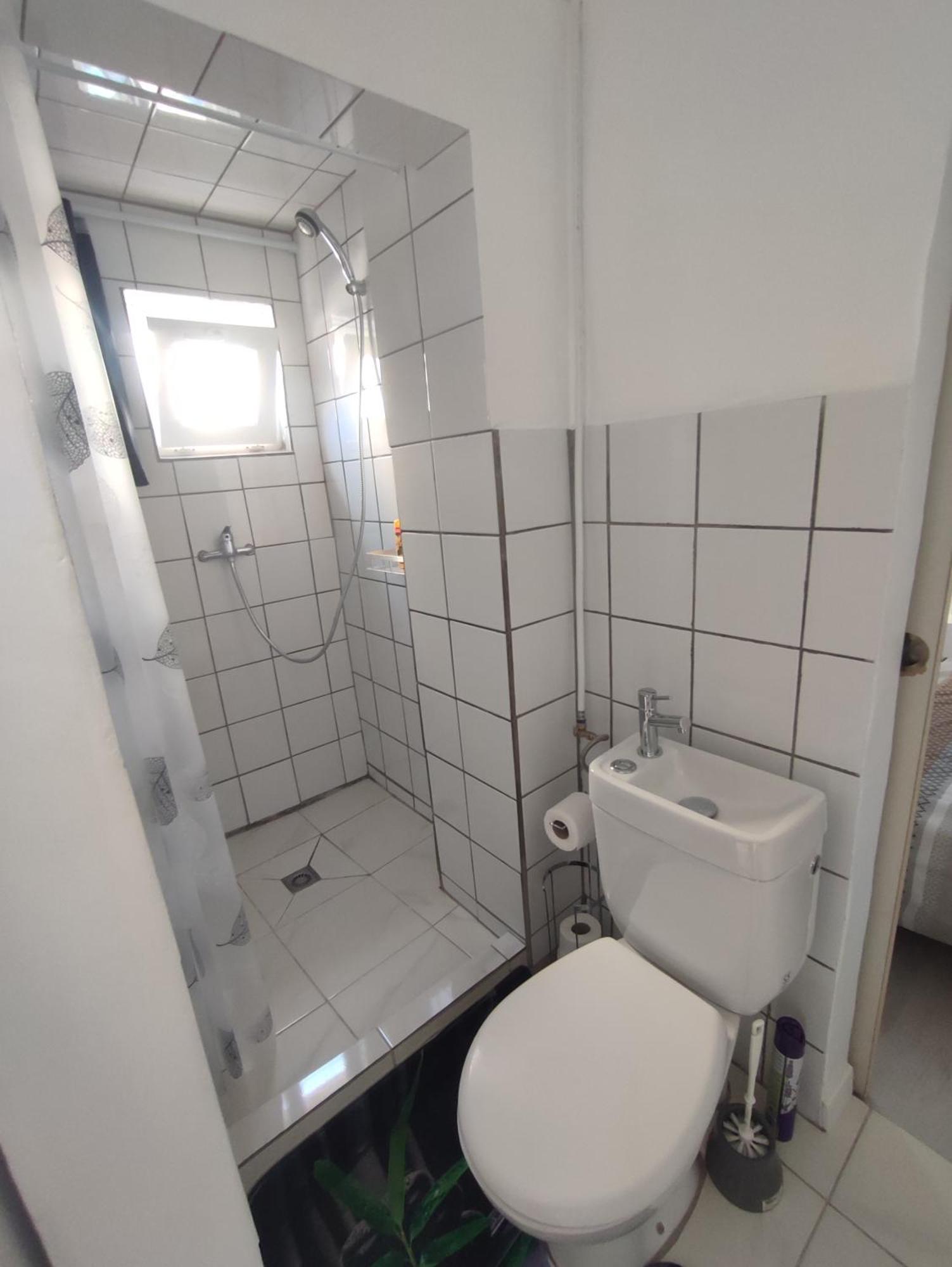 Petit F2 Meuble Independant Apartment Limay Exterior photo
